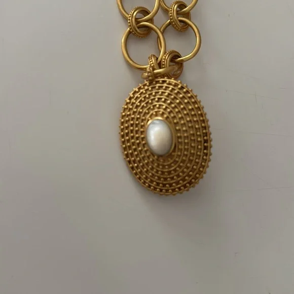 Julie Vos Gold Chain Necklace with Pendant - Picture 4 of 5